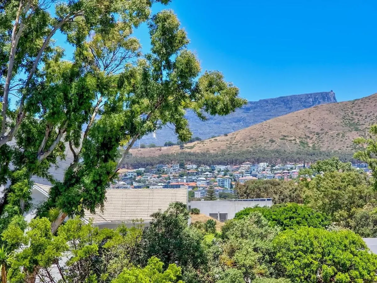 Studio With Ocean And Promenade View Sea Point Cape Town South Africa